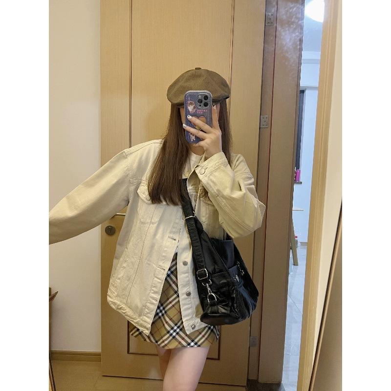 

Niche retro large-capacity backpack, premium texture simple shoulder messenger bag, soft leather Spice Girl locomotive tote bag чорний