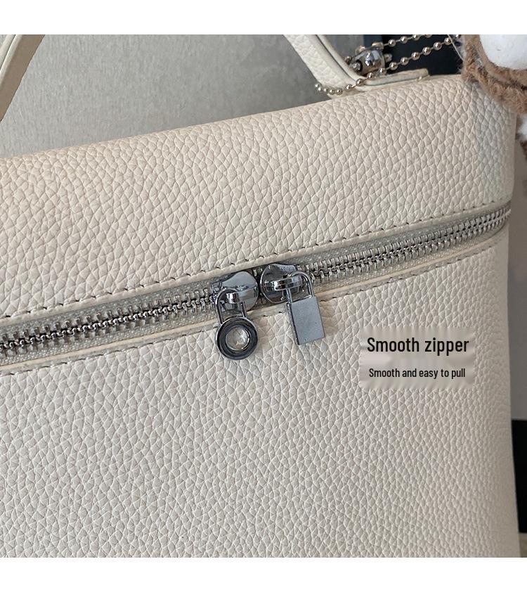 2025 Spring/Summer Women's Stylish Versatile Backpack for Travel and Outings