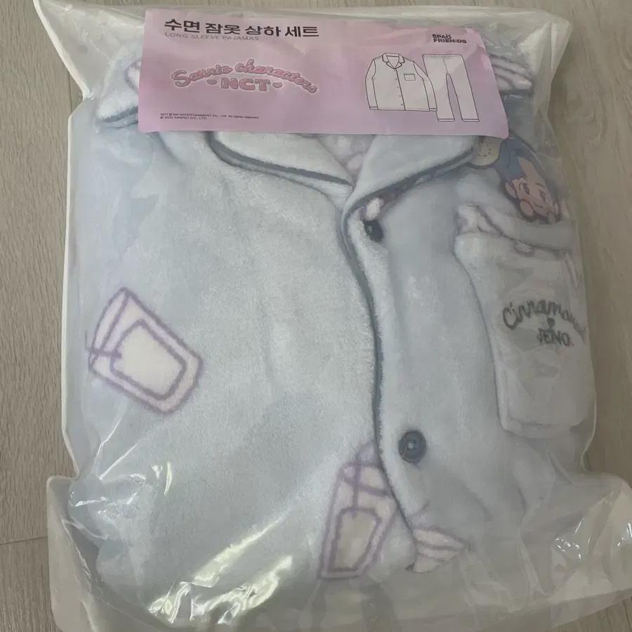 

Неоткрытый) Ncity Dream Jeno Sanrio Спящая Пижама S