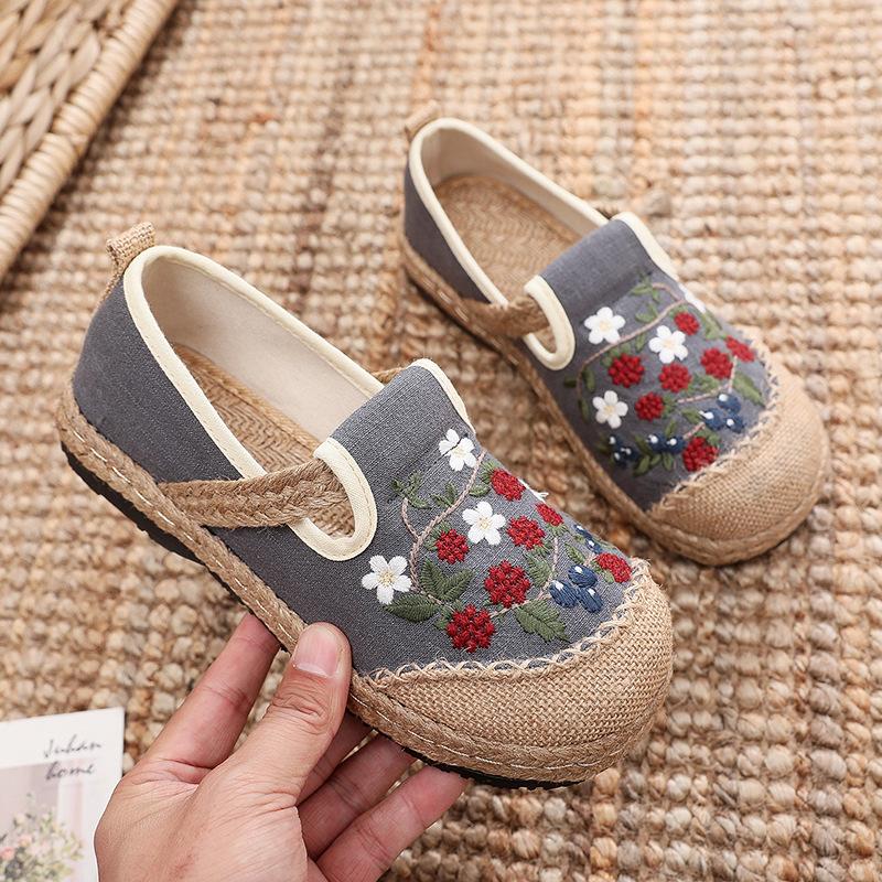 Women's Trendy Ethnic Style Embroidered Canvas Shoes Patchwork Low-Cut Slip-On Linen Flats