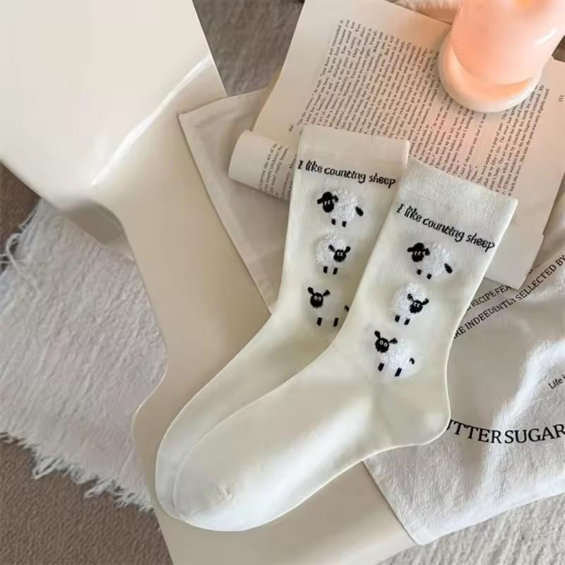 Autumn Winter Korean Style Women's Socks Cute Cartoon Sheep Print School Girls' Socks Mid-Calf Socks