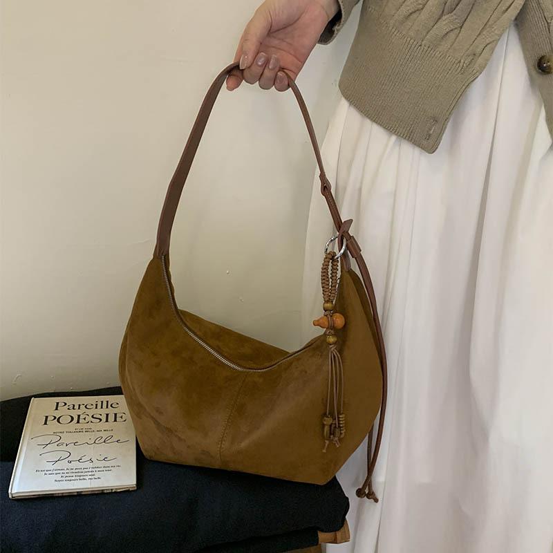 New Retro Suede Shoulder Dumpling Bag Large Capacity Texture Commuter Tote Bag Simple Underarm Bag Women
