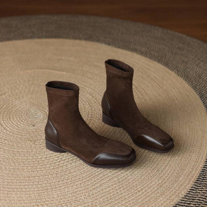 

New square head women s large size Martin boots solid color elastic suede low heel women s boots autumn and winter square heel medium boots women s 39