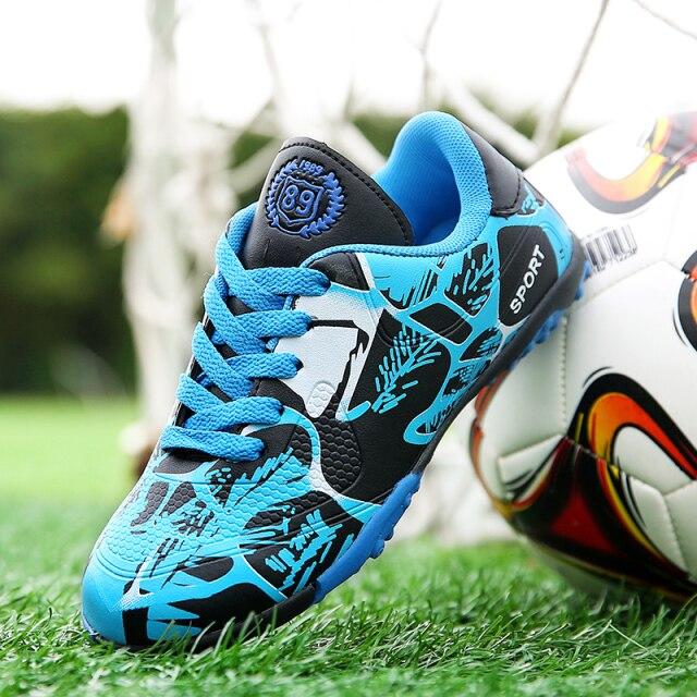 Fashion Green Men Soccer Cleats Boys Football Shoes Antiskid Low Ankle Soccer Shoes Men Outdoor Sport Sneakers Chaussure Soccer
