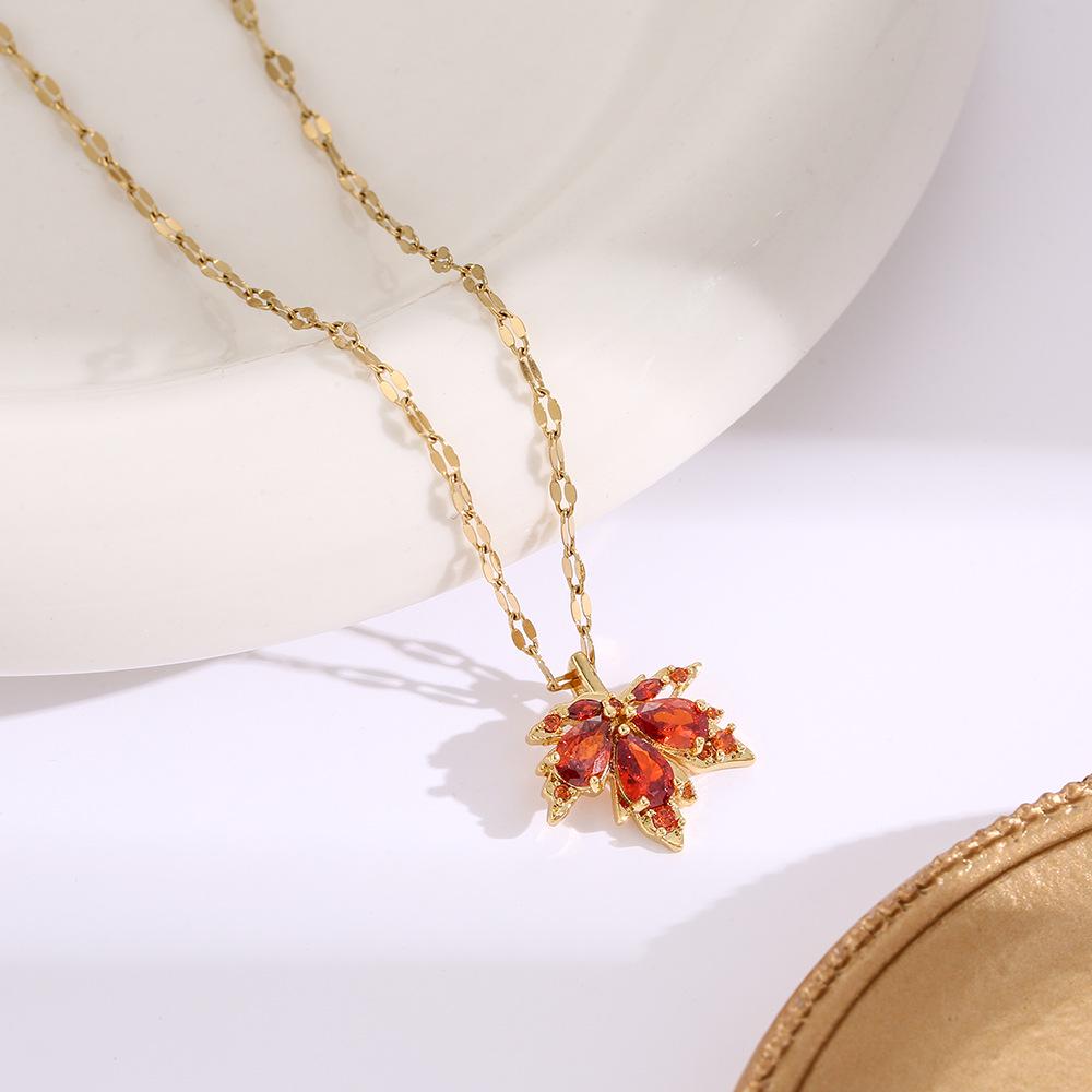 Hochwertige Damen Halskette aus Titanstahl mit vierblättrigem Kleeblatt - Nicht verblassend, vielseitige Schlüsselbeinkette