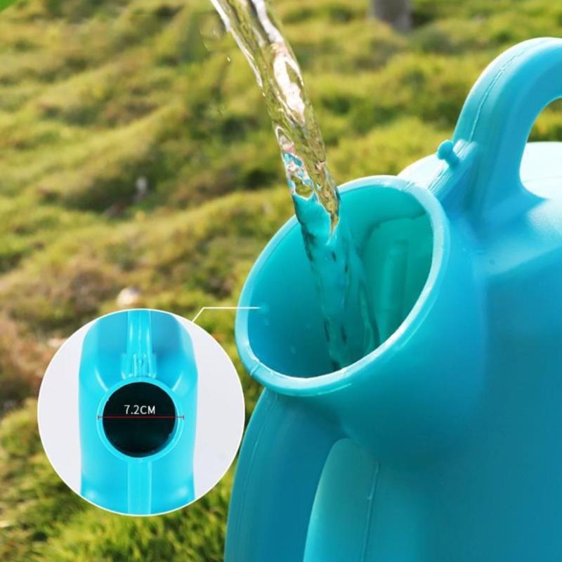 Large Capacity Plastic Plant Watering Can With Adjustable Nozzle for Outdoor Cleaning And Horticulture