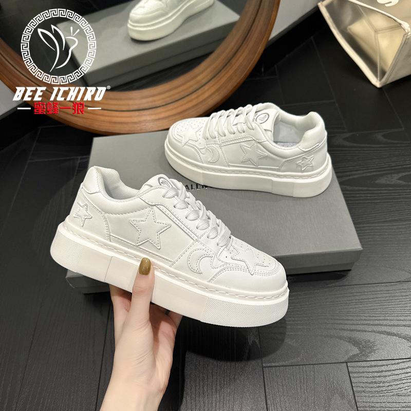 Trend Fashion Women's Shoes Versatile Soft Baseplate Shoes Girls Casual Breathable Thick-soled Lace-up Leather Shoes