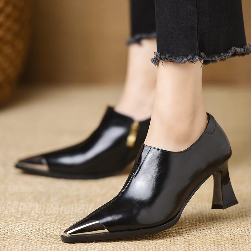Metal pointed temperament thick heel single shoes women's retro elegant temperament versatile commuting deep mouth side zipper fashion single shoes