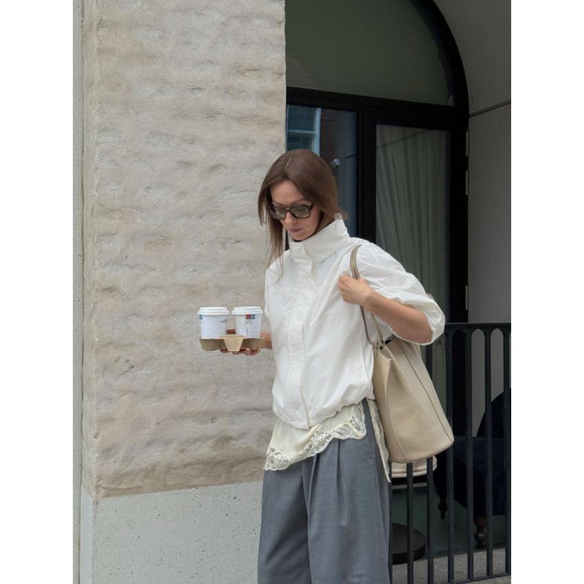 Autumn and Winter New Loose Drawstring Outdoor Jacket Design Sense White Black Stand-up Collar Trench Coat