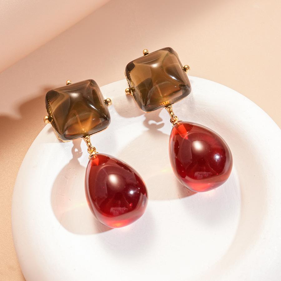 Silver needle acrylic round earrings light luxury high-end earrings women's European and American fashion earrings design sense niche