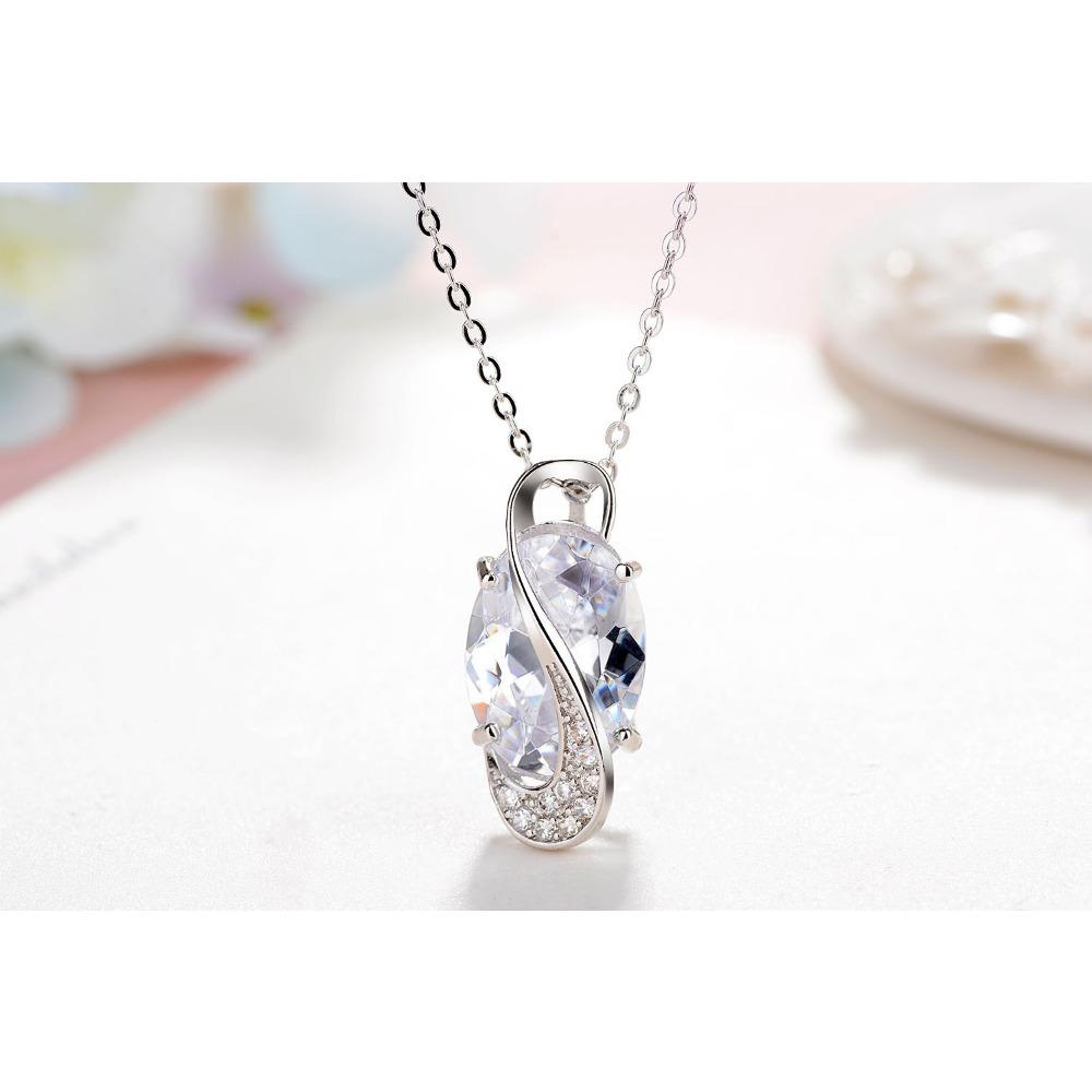 Stylish and simple pearl zircon large diamond collarbone chain temperament necklace women's versatile pendant