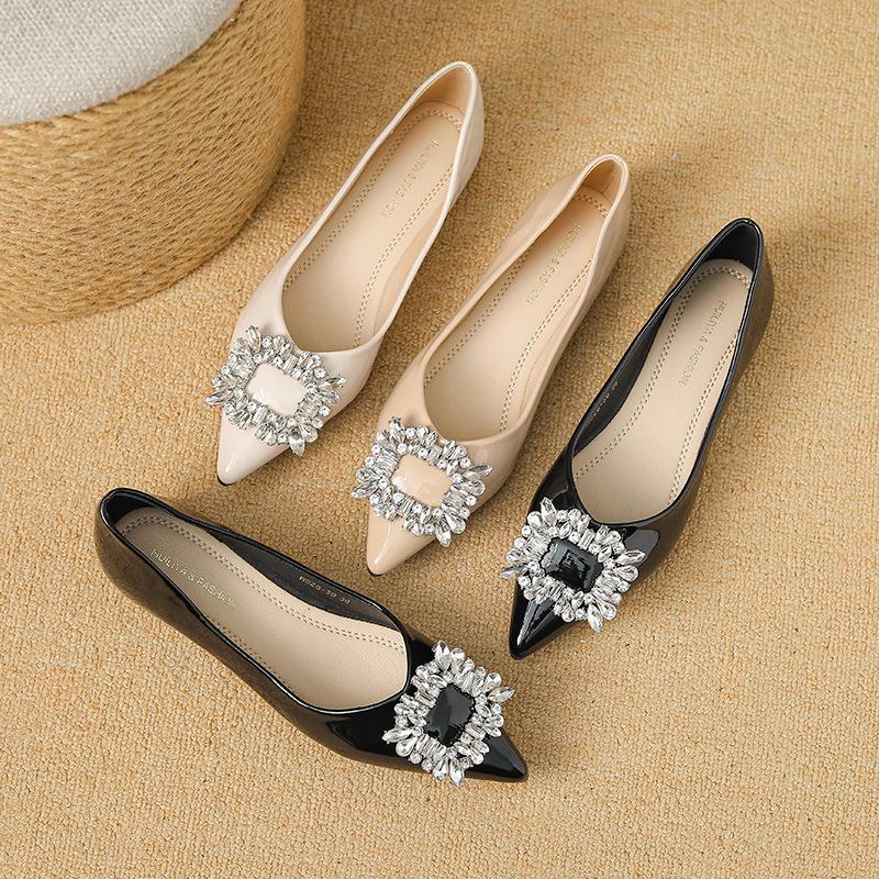 Huiliya rhinestone 2025 small fragrant French style inner height increase fashion single shoes pointed square buckle evening shoes