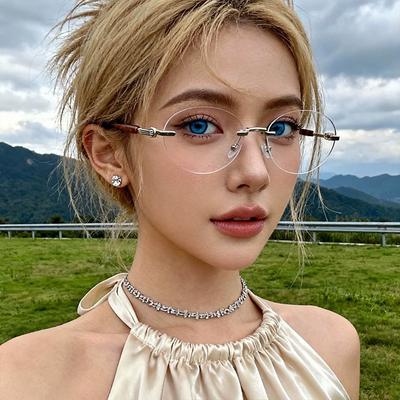 Small Fresh Rimless Oval Sunglasses Women Men Gradient Luxury Sun Glasses Seaside Travel Shopping Glasses