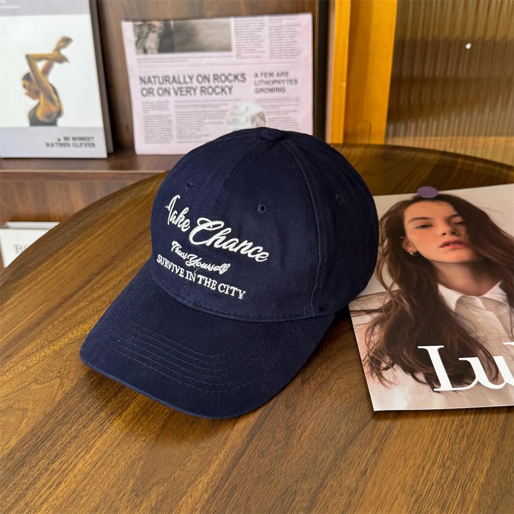 Sonnenkappe Damen Gesicht Kleiner Hut Damen Frühling und Sommer Sonnenschutzkappe Stickerei mit Buchstaben Baseballkappe Weiches Oberteil Trend