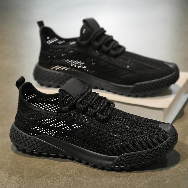 Men White Sneakers Summer Breathable Fly Weave Mesh Sports Running Shoes Lightweight Comfortable Fashion Cross Tied Casual Shoes