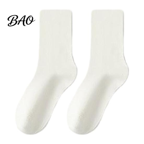 Versatile Commuter Style Socks Crew for Women, Solid Color Mid-calf Socks, Non-binding Loose Fit Daily Yoga And Sports, Comfortable Breathable Casual