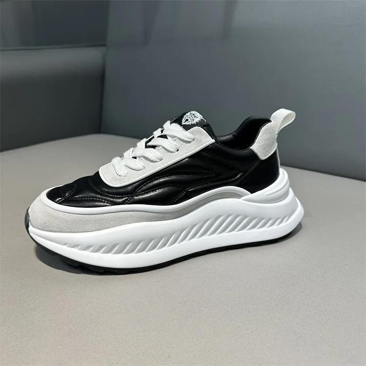 2024 Jaro a Podzim Horký prodej Malé bílé boty pro Pánskou módu Všestranné Vysoká krása Trendy Sportovní a Ležérní boty