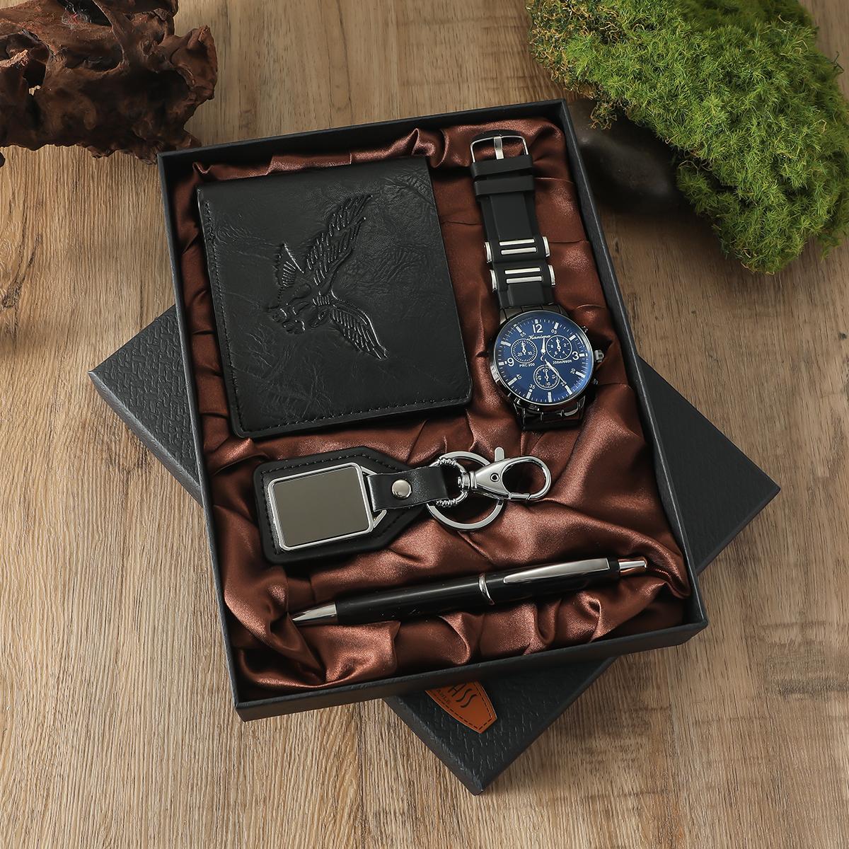 

Business Trendy Three-Eyed Dial Silicone Band Quartz Men s Watch Pen Wallet Keychain 4-Piece Gift Box чёрный