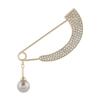 Anti-Light Brooch, Popular Creative Alloy Diamond-Encrusted Pearl Cardigan Pin Clothing Accessories In Europe And America