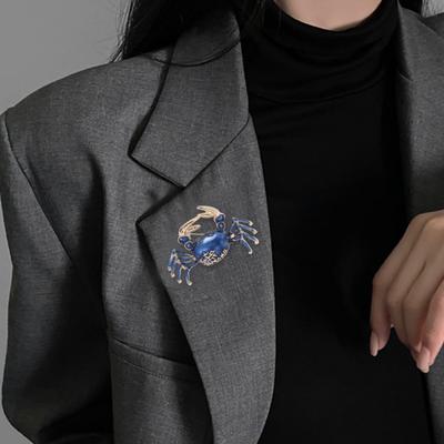 Broche Retro esmaltado en forma de cangrejo, Pin de aleación exquisito, traje de solapa, insignia de mujer, joyería, regalo, accesorios de abrigo