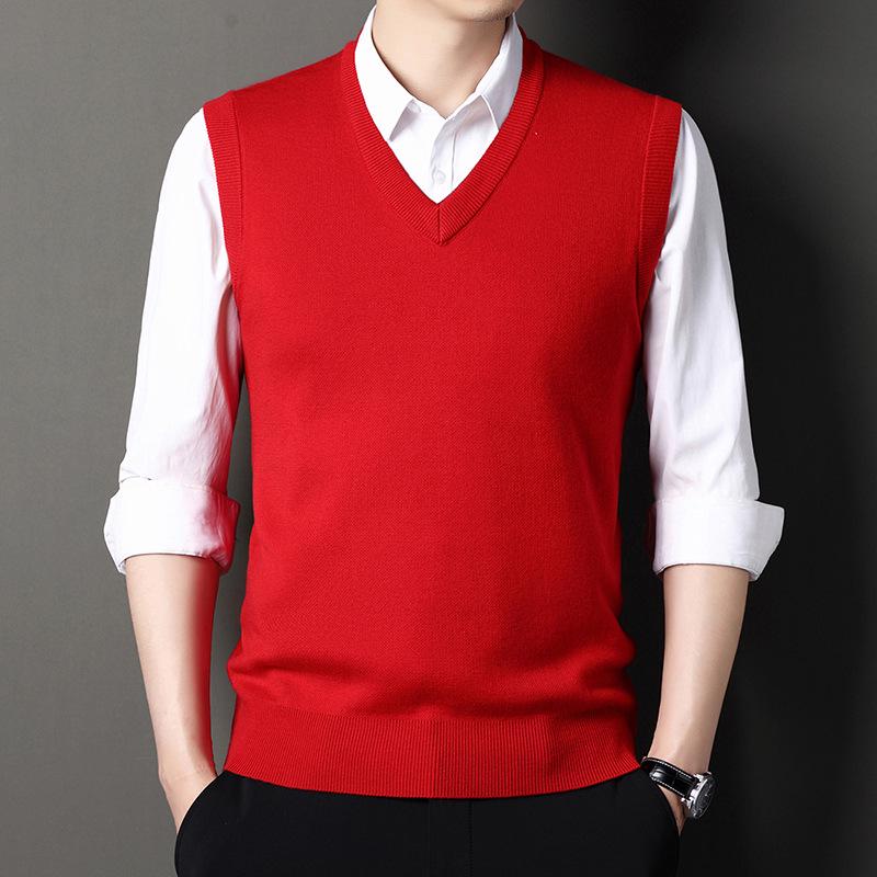 Men's Wool Blend V-Neck Sleeveless Sweater Vest for Middle-Aged and Older Dads