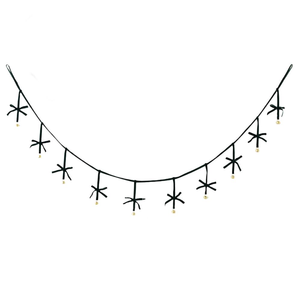 

Elegant Christmas tree ornament garland with velvet bows and iron bells combined with lace detailing for festive season use темно-зеленого