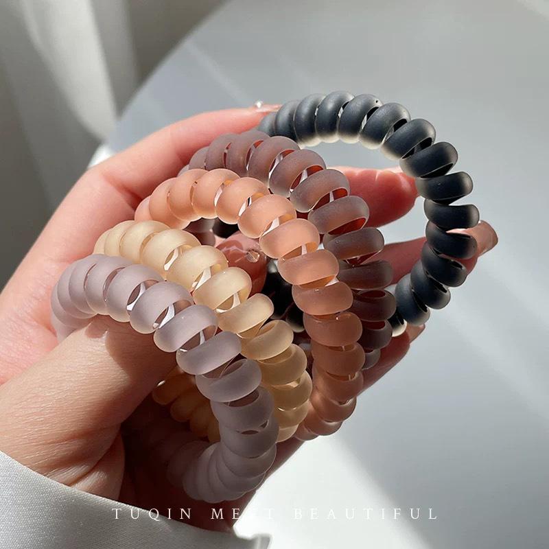 Elastic Hair Ties - No-Pull, Versatile & Stylish for 2024