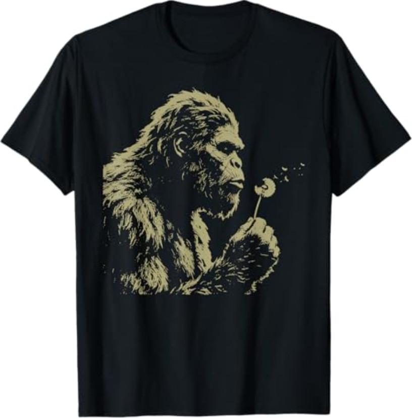 Blowing Wishes Funny Bigfoot Blowing Dandelion Vintage Art T-Shirt S разноцветный