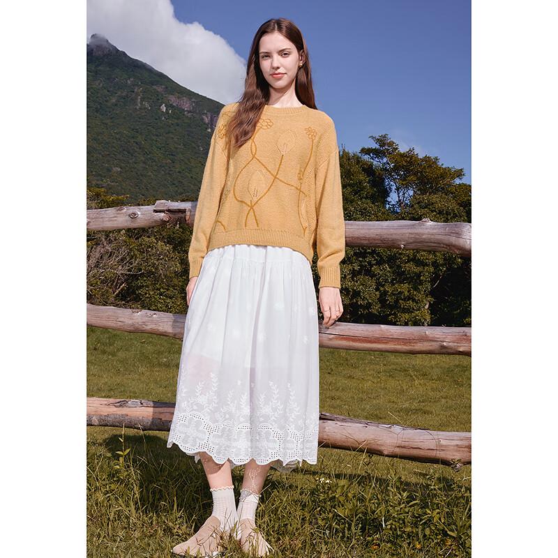 Betu Women's 2025 Autumn Embroidered Knit Sweater