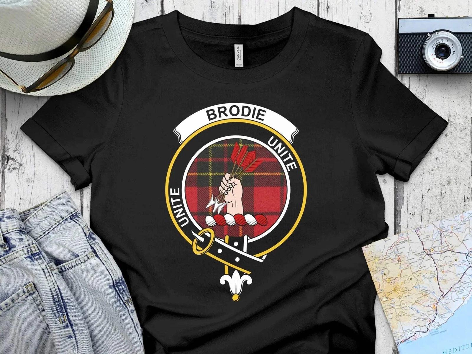 Clan Brodie Crest Tartan T-Shirt & Sweatshirt XL