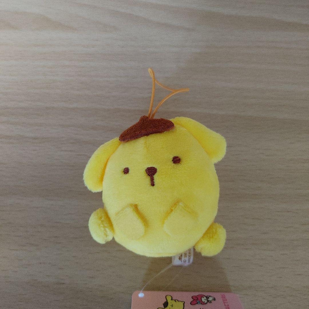 Sanrio Sitting Mini Mini Mascot Pompompurin