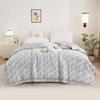 Donner Home Textiles Jacquard Quilt