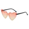 Herzförmige Sonnenbrille für Kinder, niedlich und sonnenschützend.