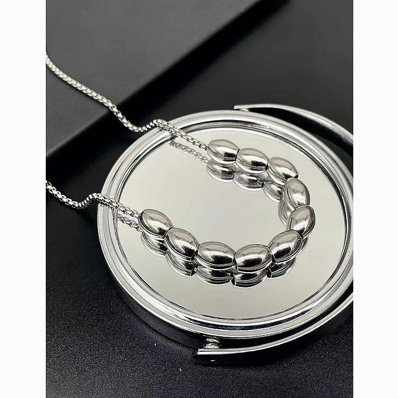 Geometric Stainless Steel Necklace For Men And Women Luxury Lockbone Jewelry With Elegant Oval Pendant
