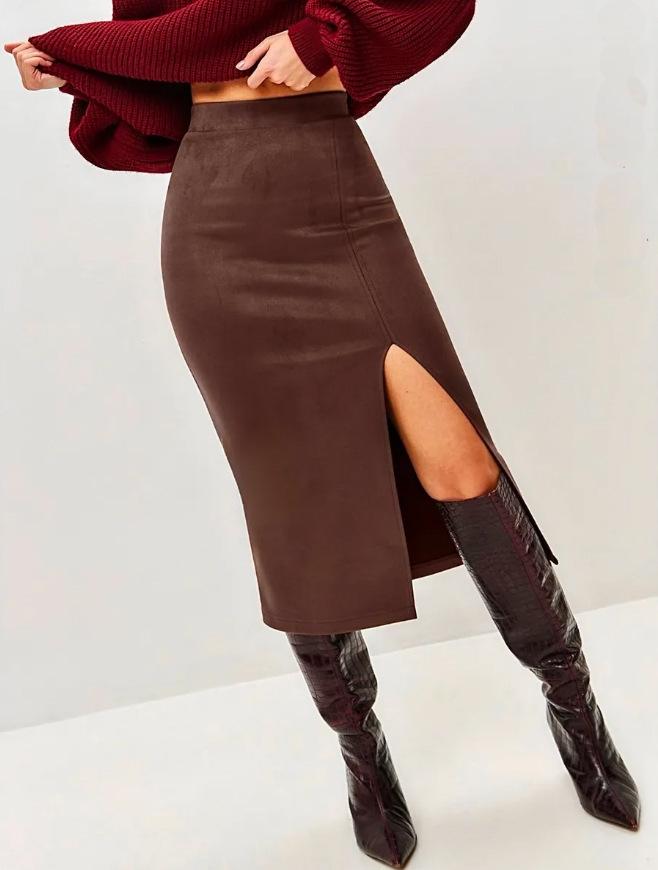 Cross Collection: 2025 Suede High-Waist Slit Skirt - Elegant Mid-Length Hip-Hugging Design for Spring & Autumn