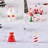 Niedliche und bunte Harz-Weihnachtsmann- und Schneemann-Mini-Ornamente für festliche Heimdekoration
