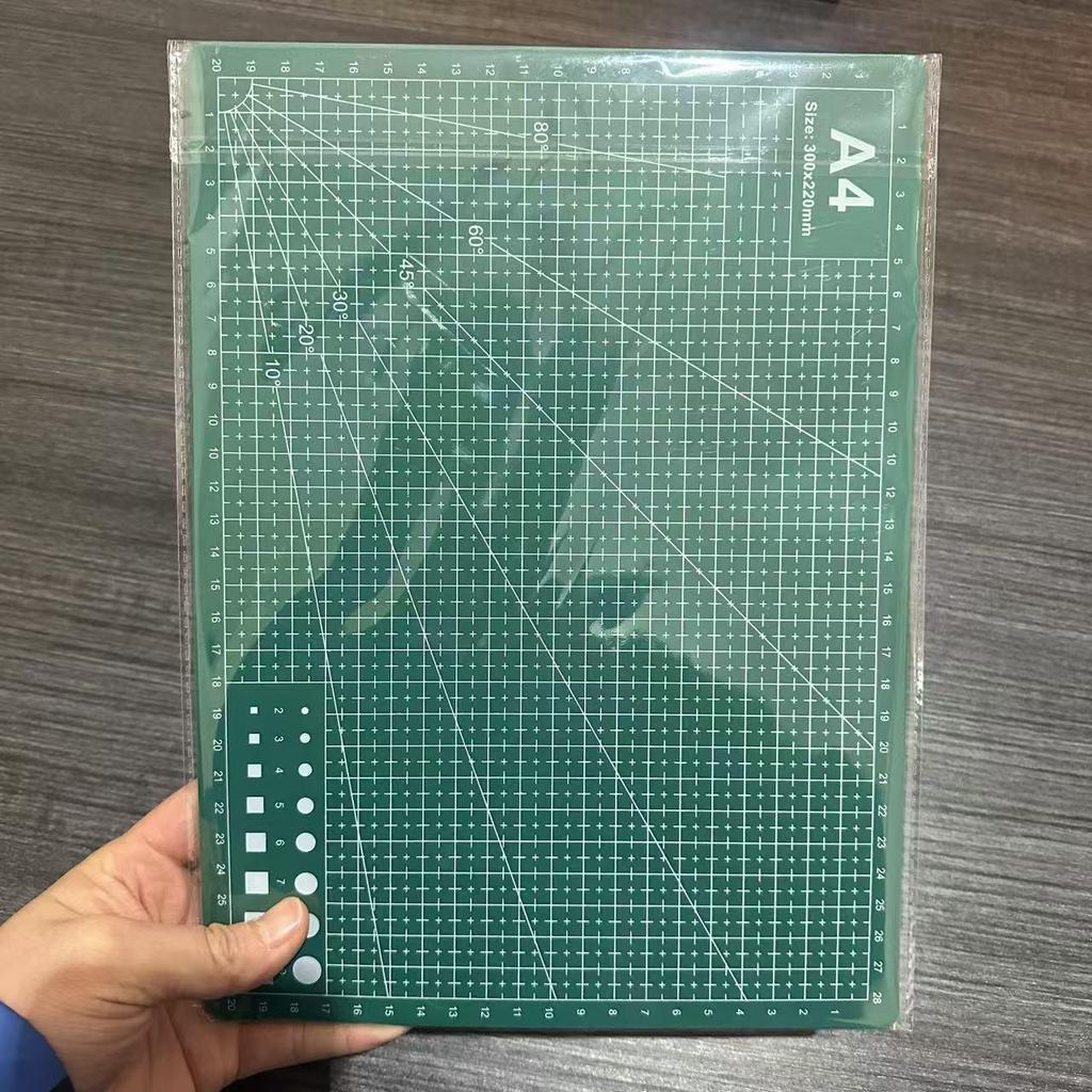 Umweltfreundliche A4 Schneidematte 2,3 mm - Handgefertigte Kunst- und Gravurplatte, verschiedene Stile verfügbar