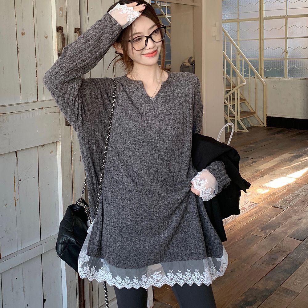 Women s Winter V-neck Lace Patchwork Knit Sweater - Soft, Thickened, Warm, Slimming, Loose Fit S Recommended 90 and Below