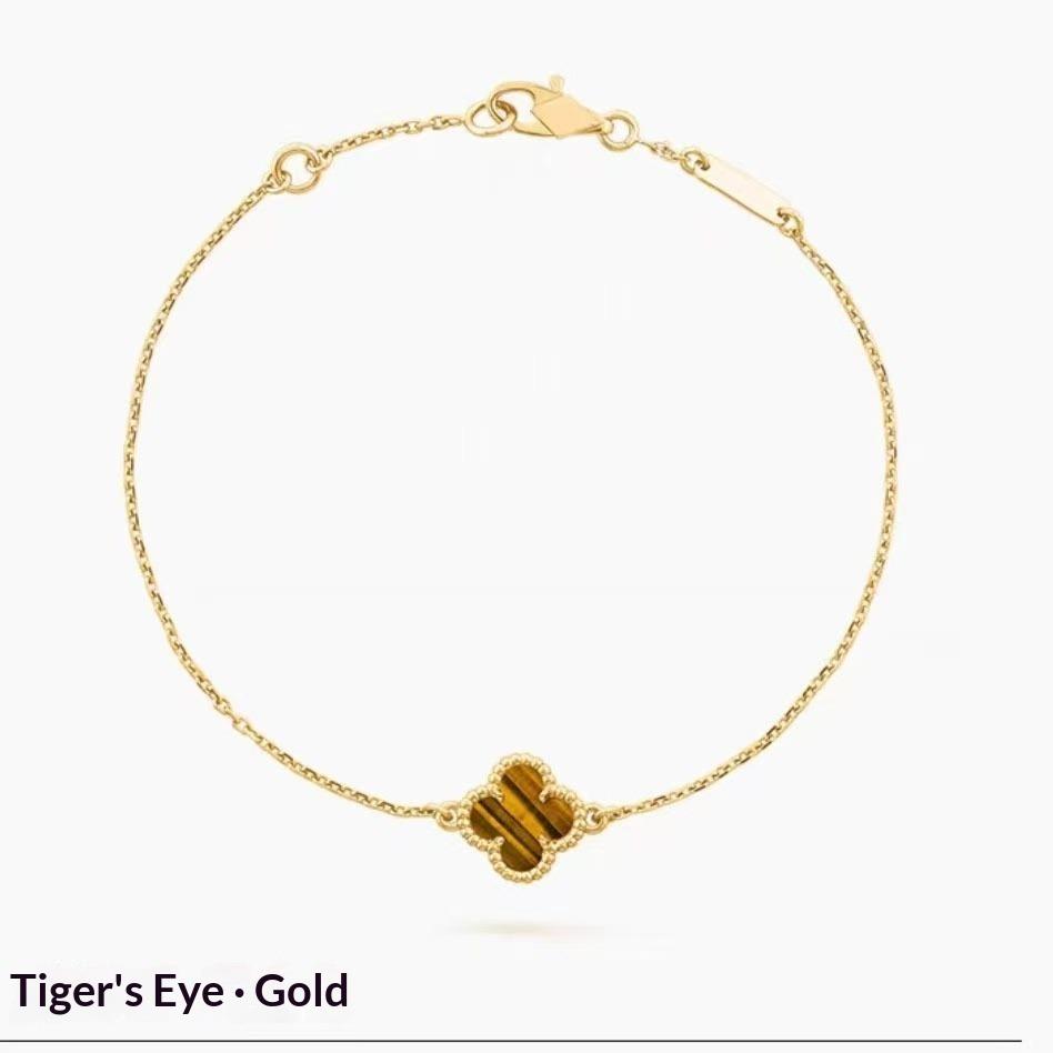 Luxury Mini Four-leaf Clover Bracelet with Natural Black Onyx for Women