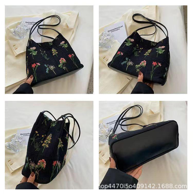 Large-capacity Embroidered Tote Bag Women Summer Trendy Cloth Bag Niche Embroidery Shoulder Bag Texture Bucket Bags Canvas Bags CLE