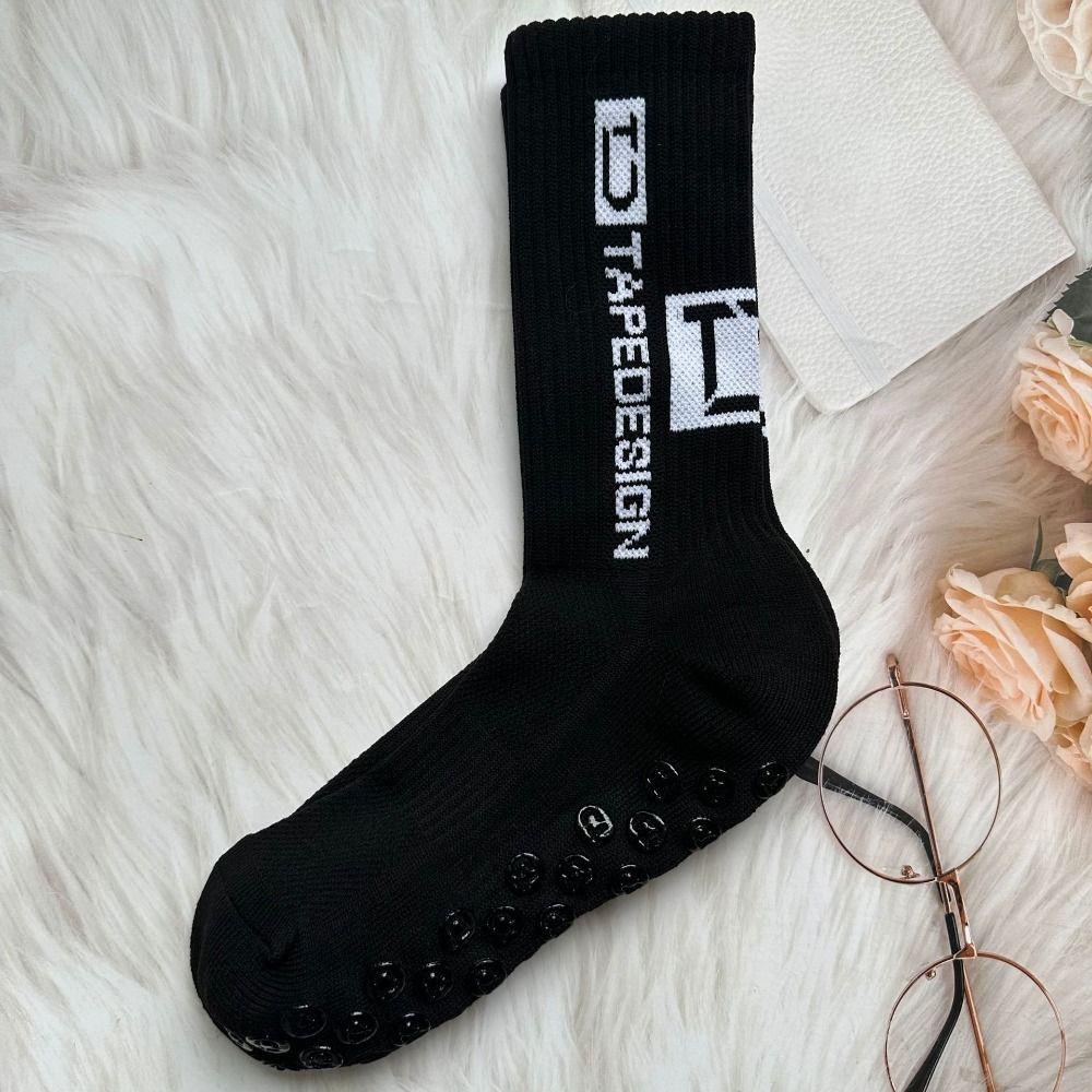 5/6 Pairs Dispense Men Sports Sock Breathable Mid Calf Socks High Quality Soccer Tube Socks Outdoor