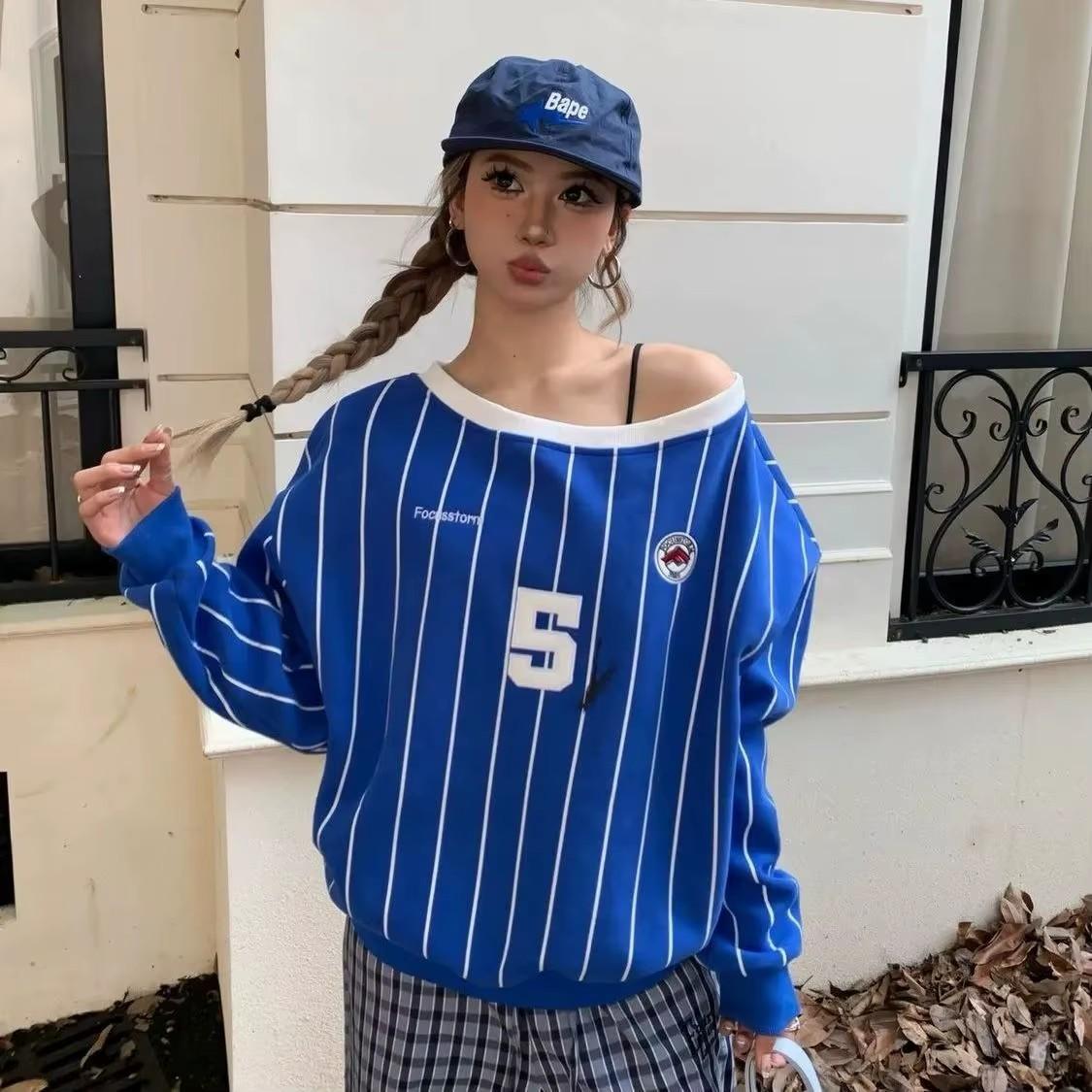 

Полосатый принтованный свитер для девочек, облегающий, скошенные плечи, ретро, круглый вырез, весна-осень, длинные рукава M