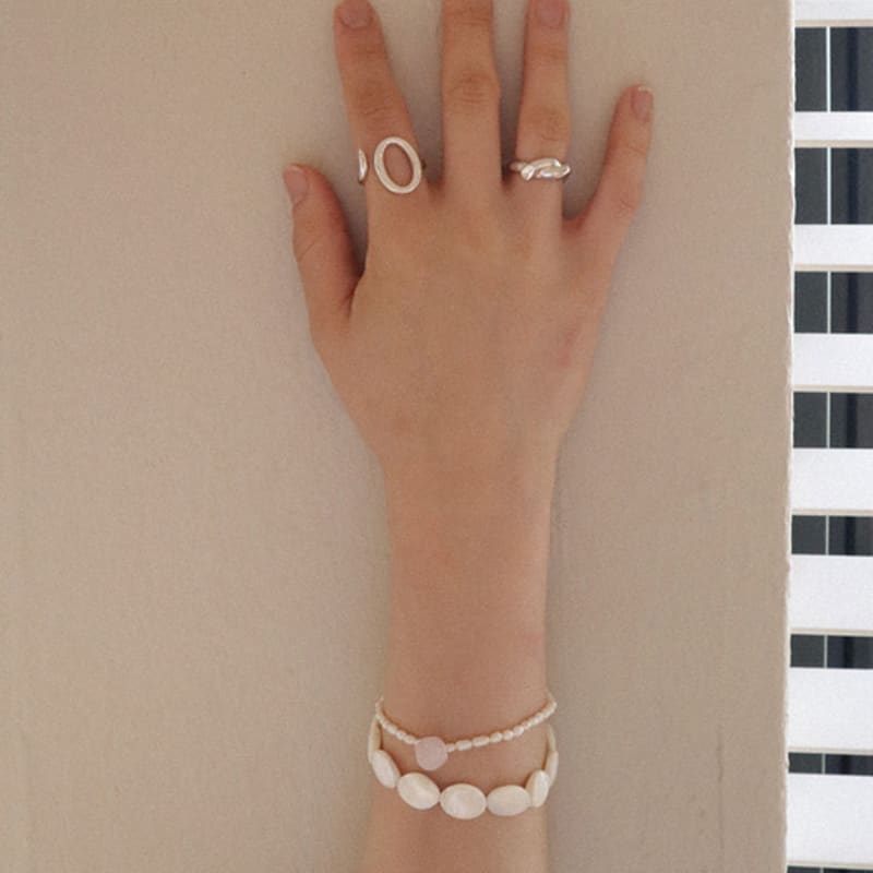 OudStudio Oval Tail Open Ring