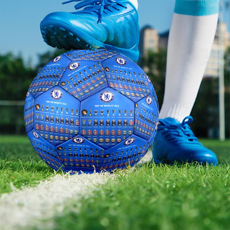 Chelsea F.C. Aufdruck Größe 5 Fußball, PU Abriebfester Fußball für Spieltraining und tägliches Üben, Geburtstagsgeschenk für Fußballfans