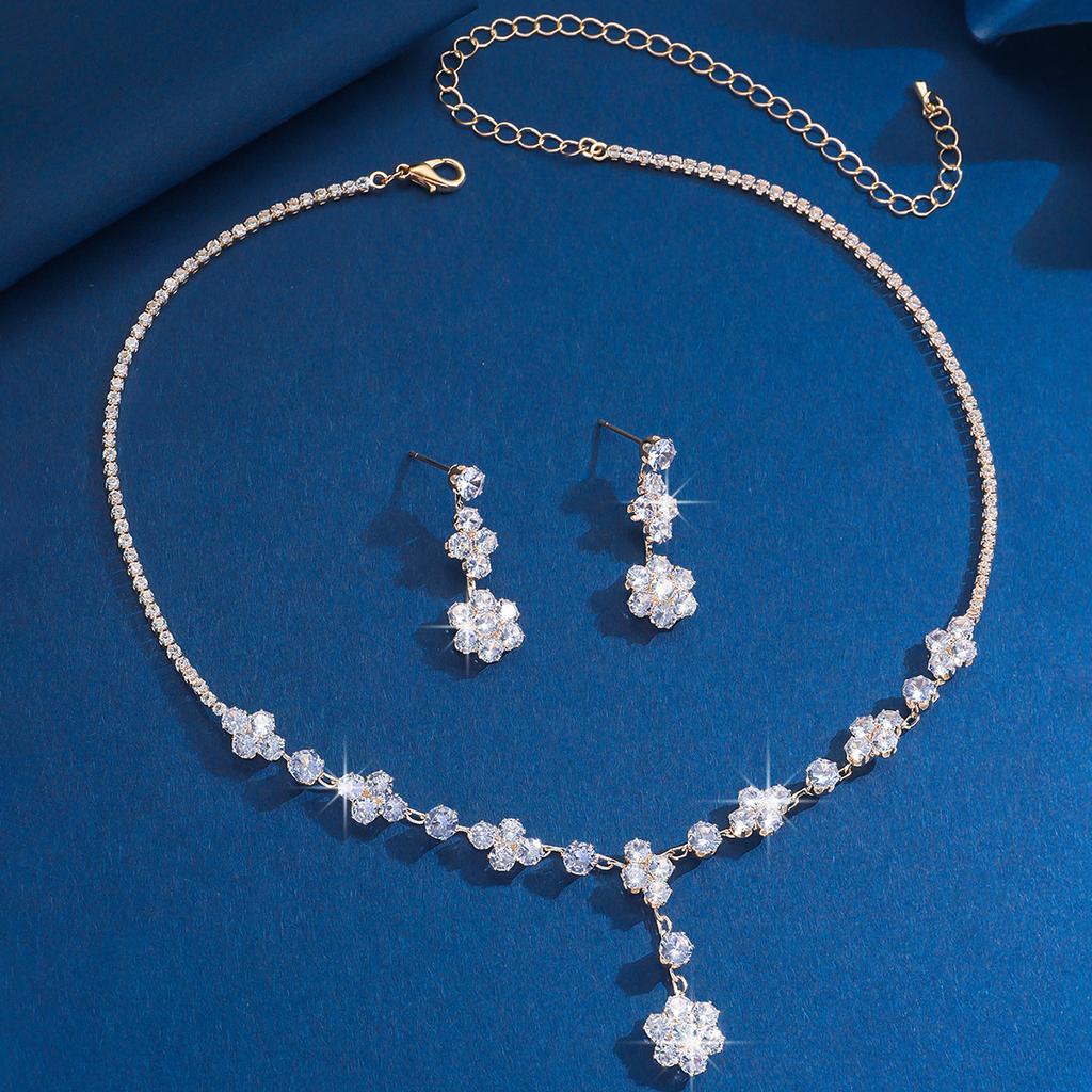 Zircon Diamond Stud Earrings Necklace Set Light Luxury Fashion Pendant Collarbone Chain High-End Jewelry Women