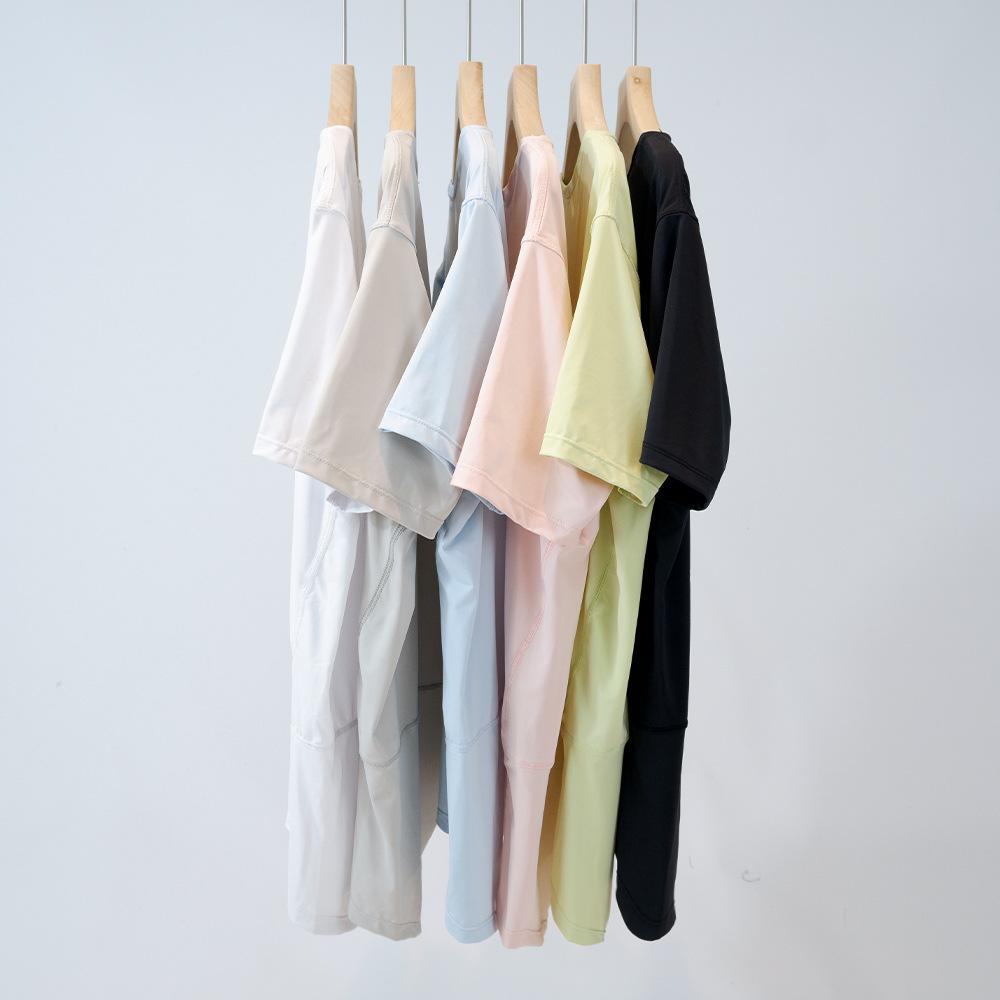 Schnelltrocknendes Eis-Seiden-Yoga-T-Shirt: Dehnbar, Weich, Rundhalsausschnitt, Sonnenschutz, Schlankmachende Passform für Sommer-Fitness