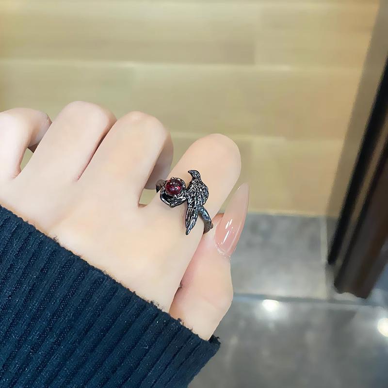 New Dark Style Punk Style Versatile Crow Ring Fashionable Opening Adjustable Index Finger Ring Red Zircon Heart Thorn Crow Rings