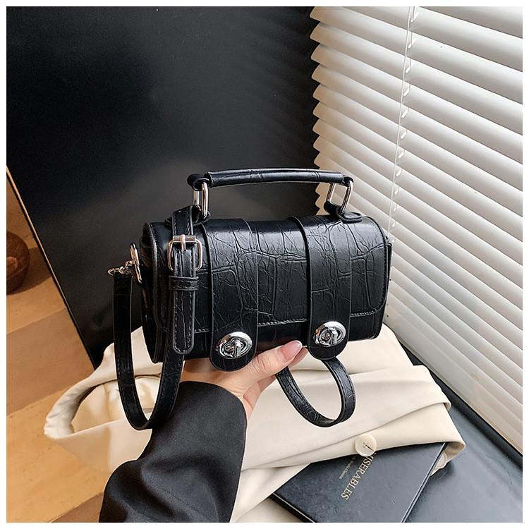 IELGY Summer Yellow Messenger Bag Korean Version Casual Portable Small Square Bag