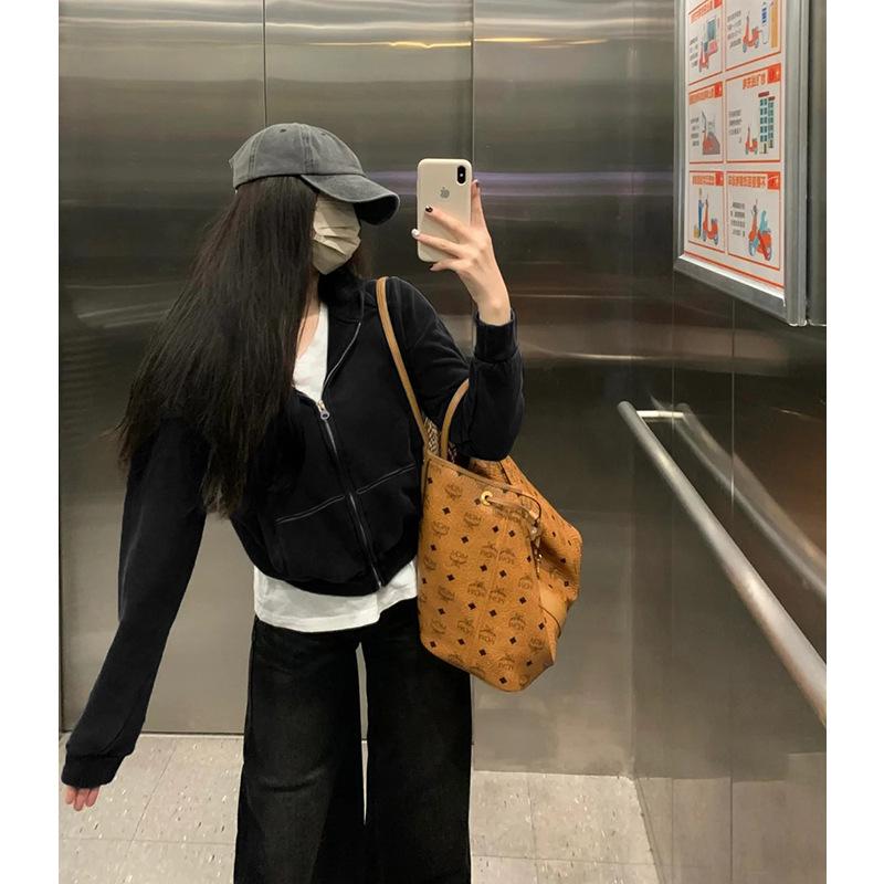 Gray Slim Fit Petite Korean Style Zip-Up Hooded Cardigan for Women, Ideal for Early Autumn/Spring Upper Outerwear