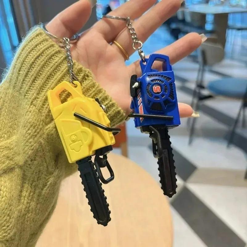 /Chainsaw Keychain Stress Relief Toy for Keys Backpack Bag Realistic Sound Mini Chainsaw Toy Funny Gift Gadget Chainsaw Key Ring